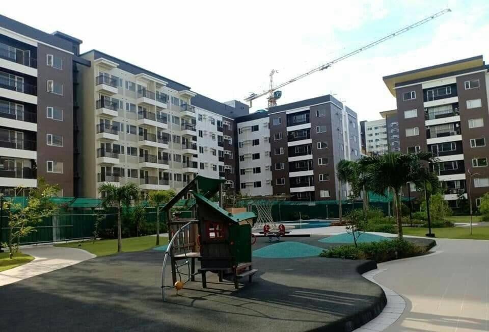Avida Atria T2- A, Near Sm City And Smallville 伊洛伊洛 外观 照片