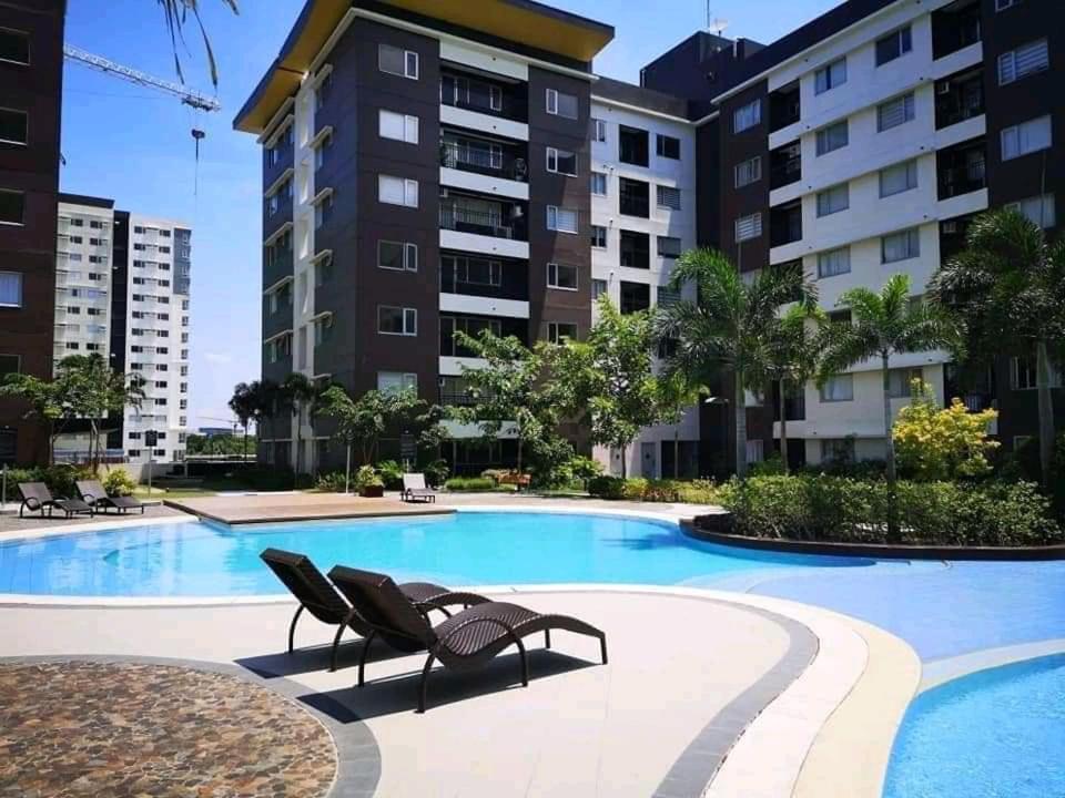Avida Atria T2- A, Near Sm City And Smallville 伊洛伊洛 外观 照片